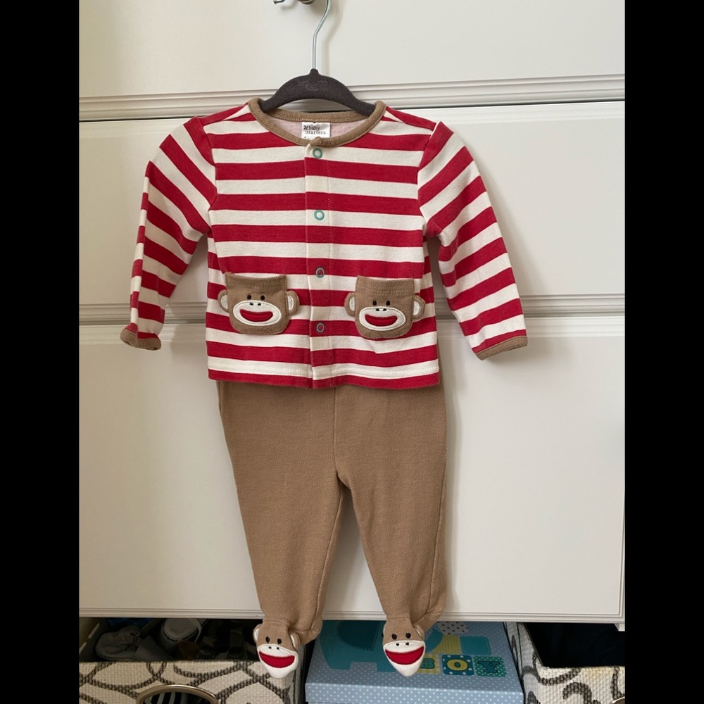 4/$10 baby outfits size 3 months